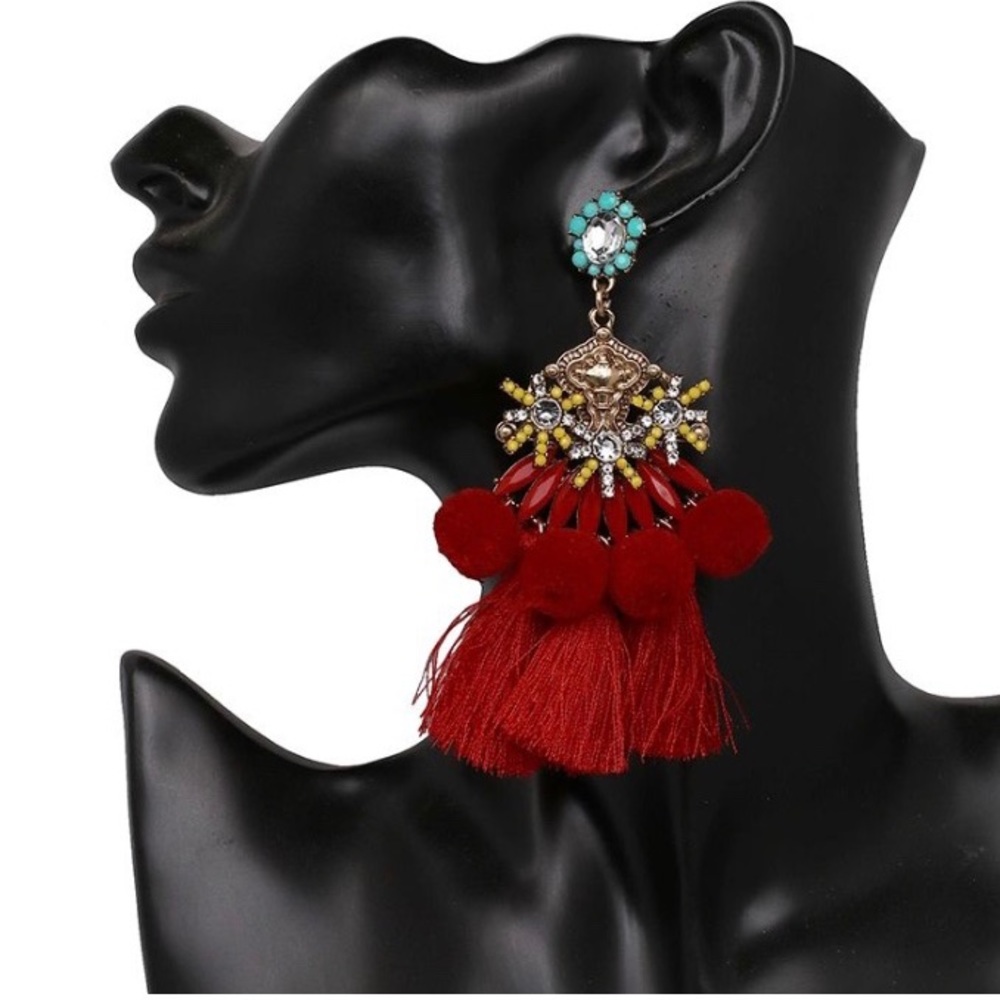 Focus Chandelier Earrings